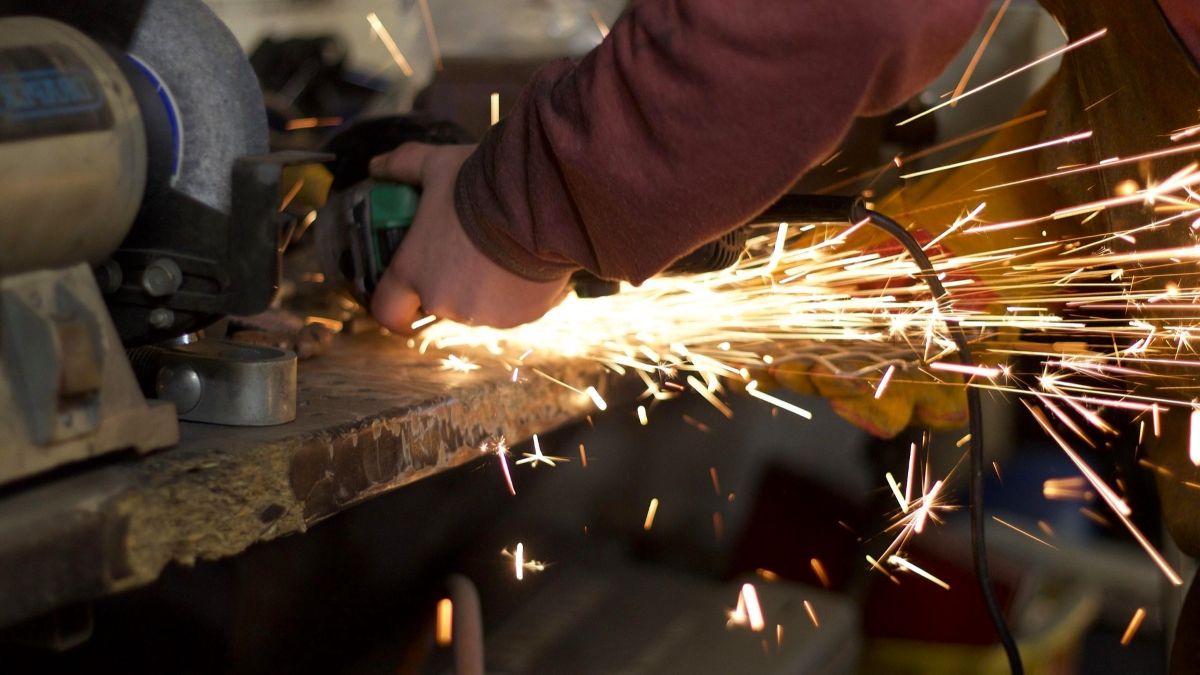 Steel grinder makes sparks